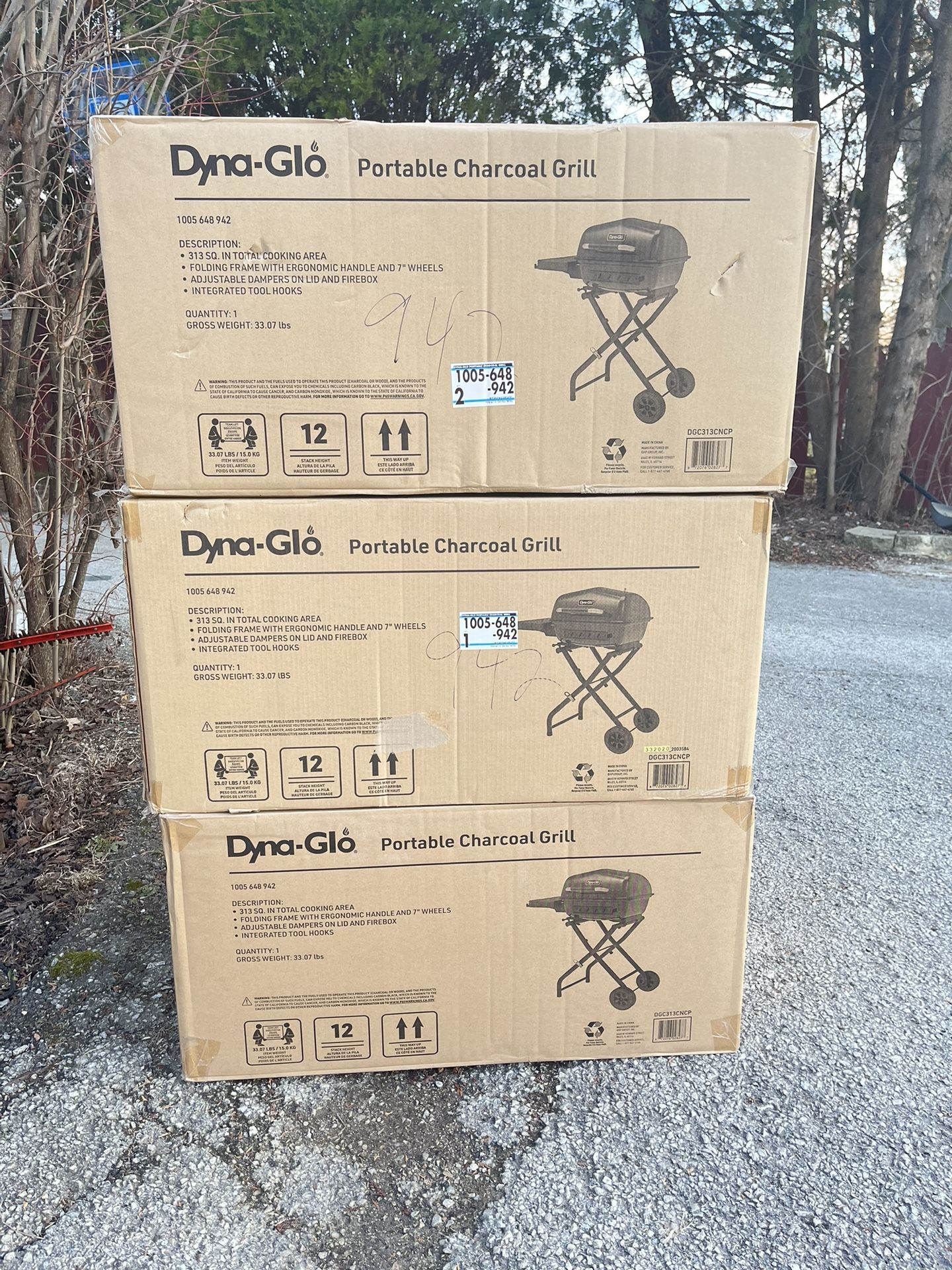 Dyna-glo New Portable Charcoal GriNever Used With Wheels $130 Each