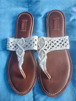 Leather and croche sandals sz 11