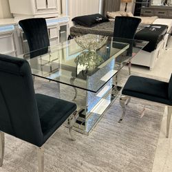 NEW DINING SET