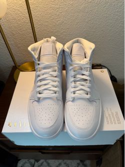 Air Jordan Mid Triple White (2022) (Women's) - 11W/9.5M