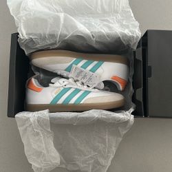 Adidas Woman 8.5 Men 7.5 Messi Samba 
