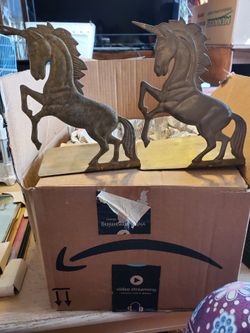 Metal Unicorn Book Ends