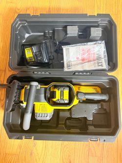 DEWALT 20-Inch Chainsaw