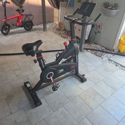 Speed Bike/ Bicicleta De Ejercicio