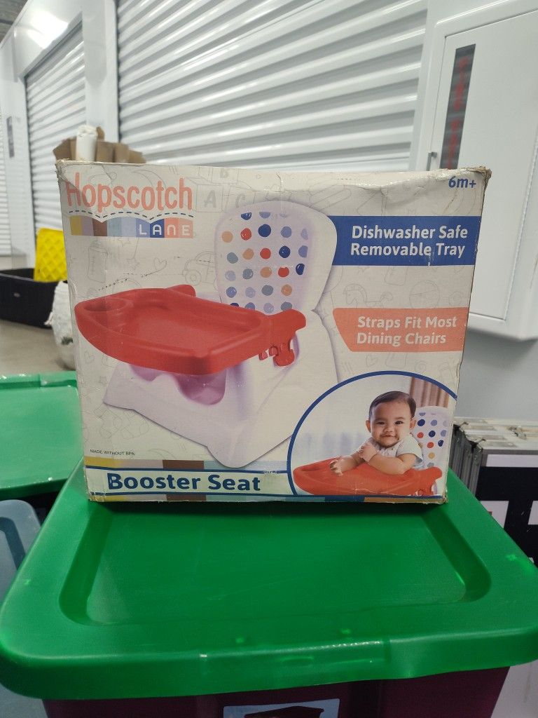 Hopscotch Booster Seat