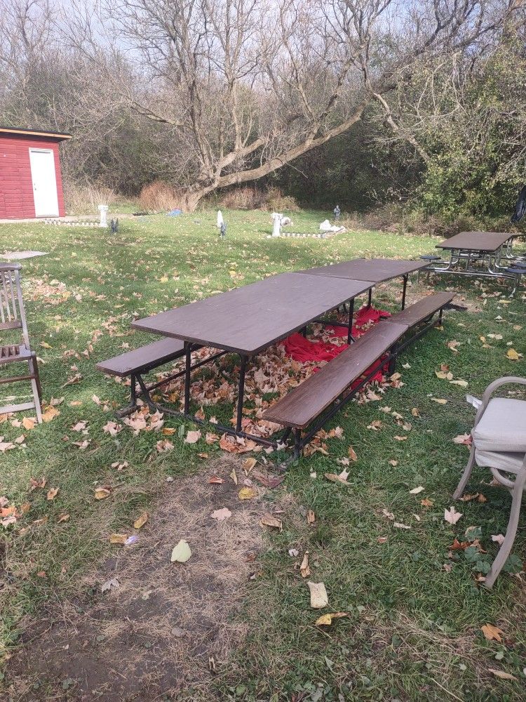 Cafeteria Table 