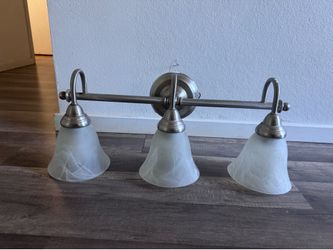 Light fixtures