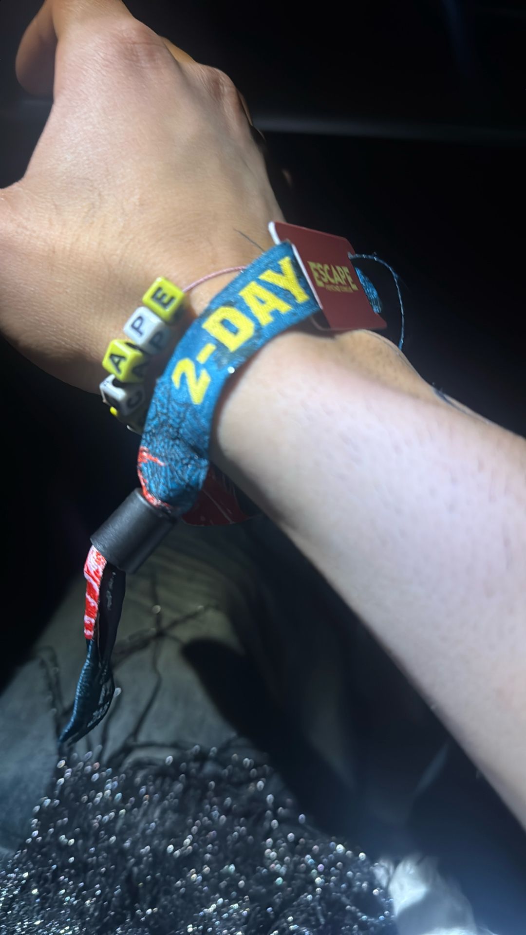 ESCAPE SAT WRISTBAND