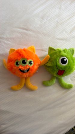 Monster plushy balls