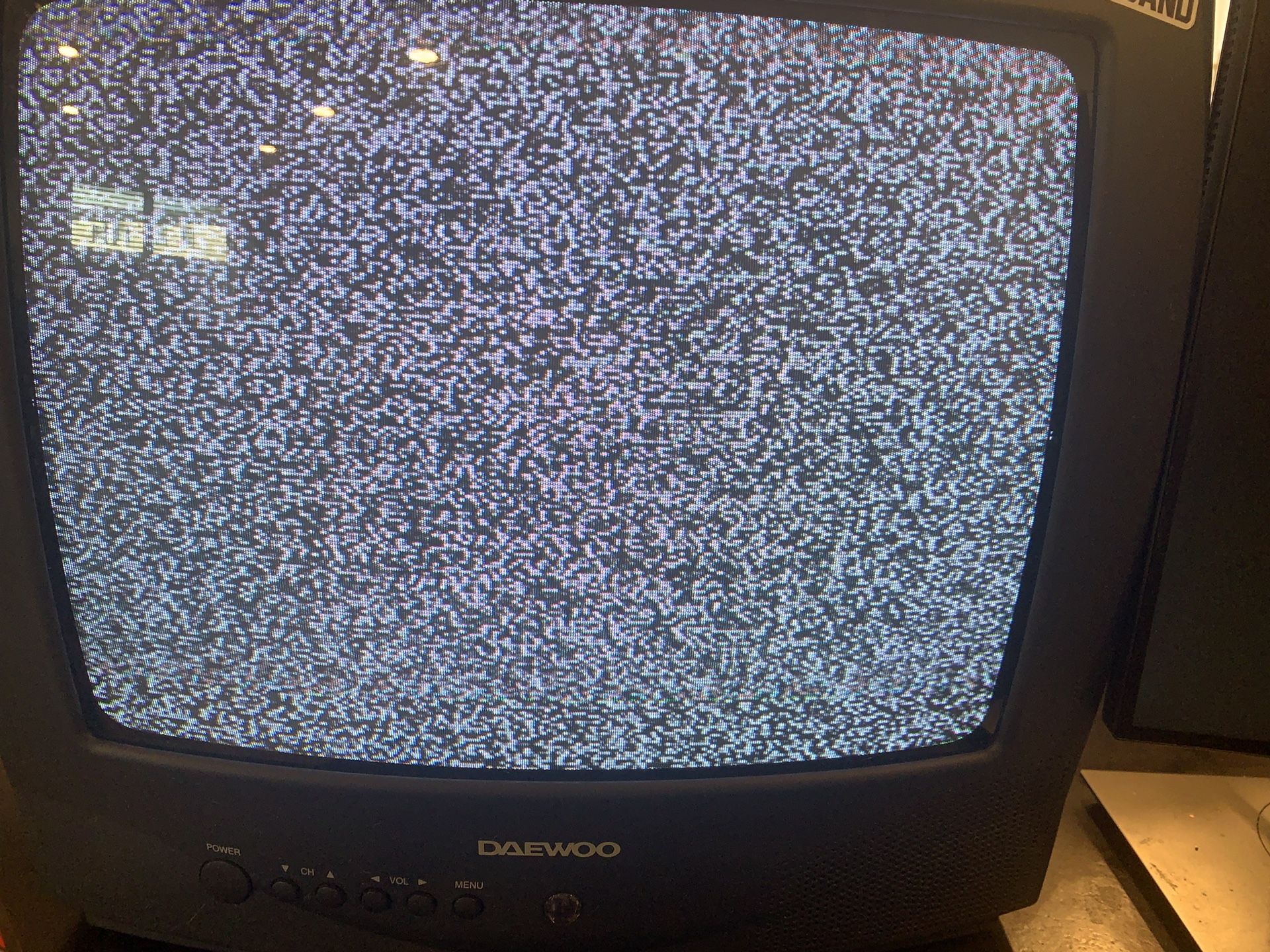 Daewood 13 inch CRT TV Model DTQ-13FP3FC