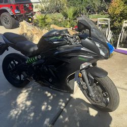 2018 Yamaha Ninja 650R 