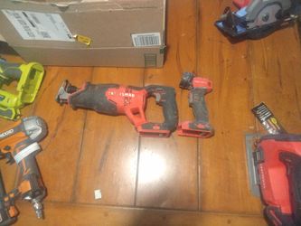 Craftsman Jigsaw And Flashlighf