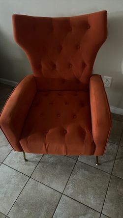 Accent chairs