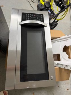 Stove and Microwave