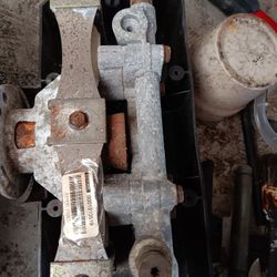 Small Engine Lawnmower Presure Washer  N Few Pumps 