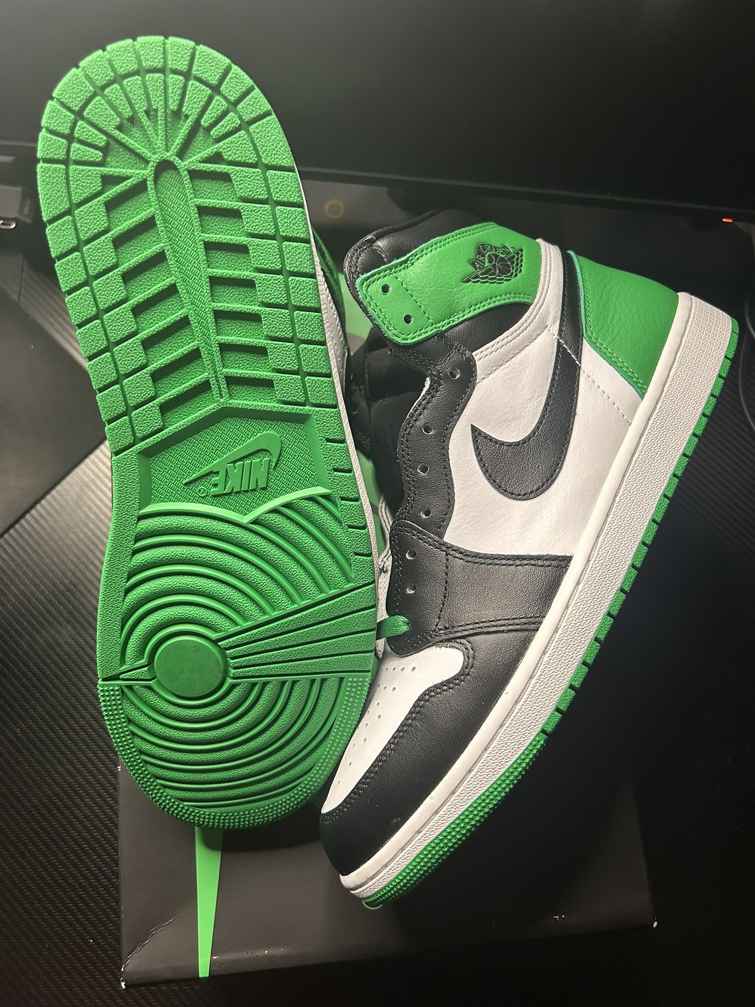 Jordan 1 High Lucky Green Size 13 Used 