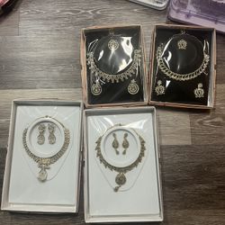 Saree , Single Kurti And Suit 