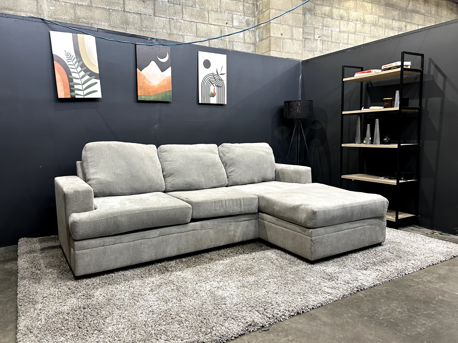 Living Spaces Bonaterra Sofa w/ Reversible Chaise - Delivery Available!