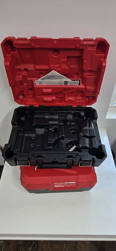 Milwaukee Case drill hammer