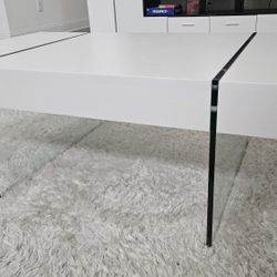 Modern White Glass Legs Coffee Table
