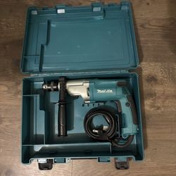 Makita HP2050 Hammer Drill w/ Case – Works Perfect – Heavy Duty