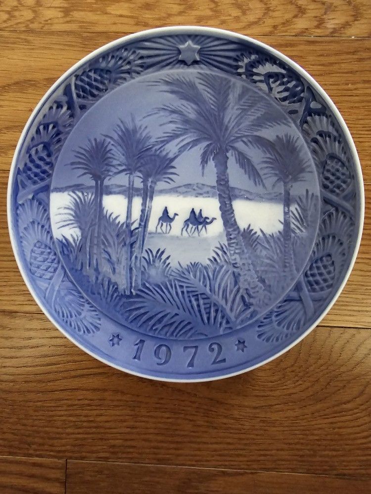 Vintage Royal Copenhagen 1972 Osterland "In The Dessert" Plate