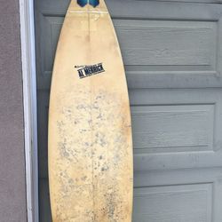 Surfboard 6’0”