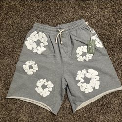 Denim tear shorts