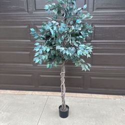 Artificial Tree 🌴 