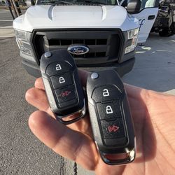 Llaves De Autos / Car Keys And Remotes