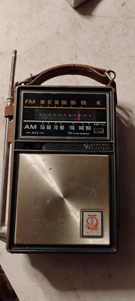 Vintage GE Am/Fm Radio 1966