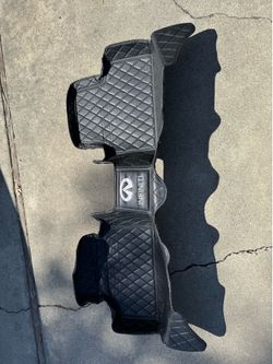 2009 Infiniti g37 rear floor mat