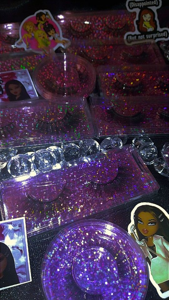 4 For 20$$$ Eyelashes!!! 