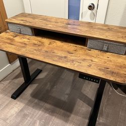 Adjustable Desk