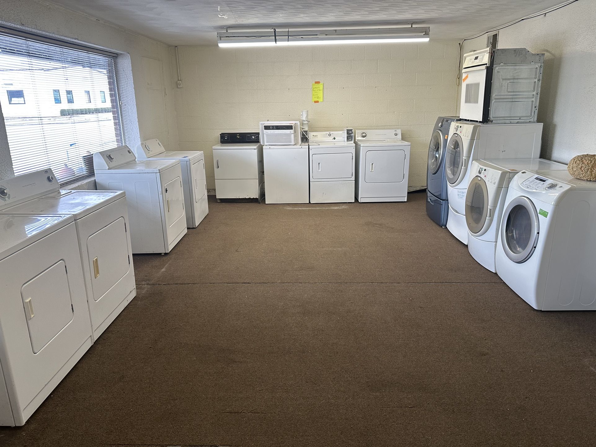 Variety Appliances (Sets, Washers, Dryers, Stoves, etc.) 