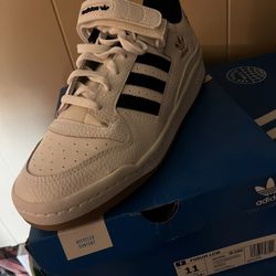 Adidas Forum low