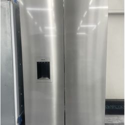 *Floor Model* 48” Miele Stainless Steel Refrigerator/Freezer Column Set