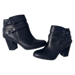 Material Girl Melany strappy ankle heeled booties (Size 8.5)
