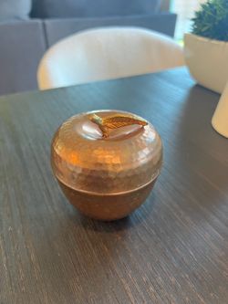 Decorative Apple