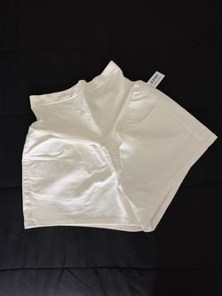 Old Navy Maternity Shorts