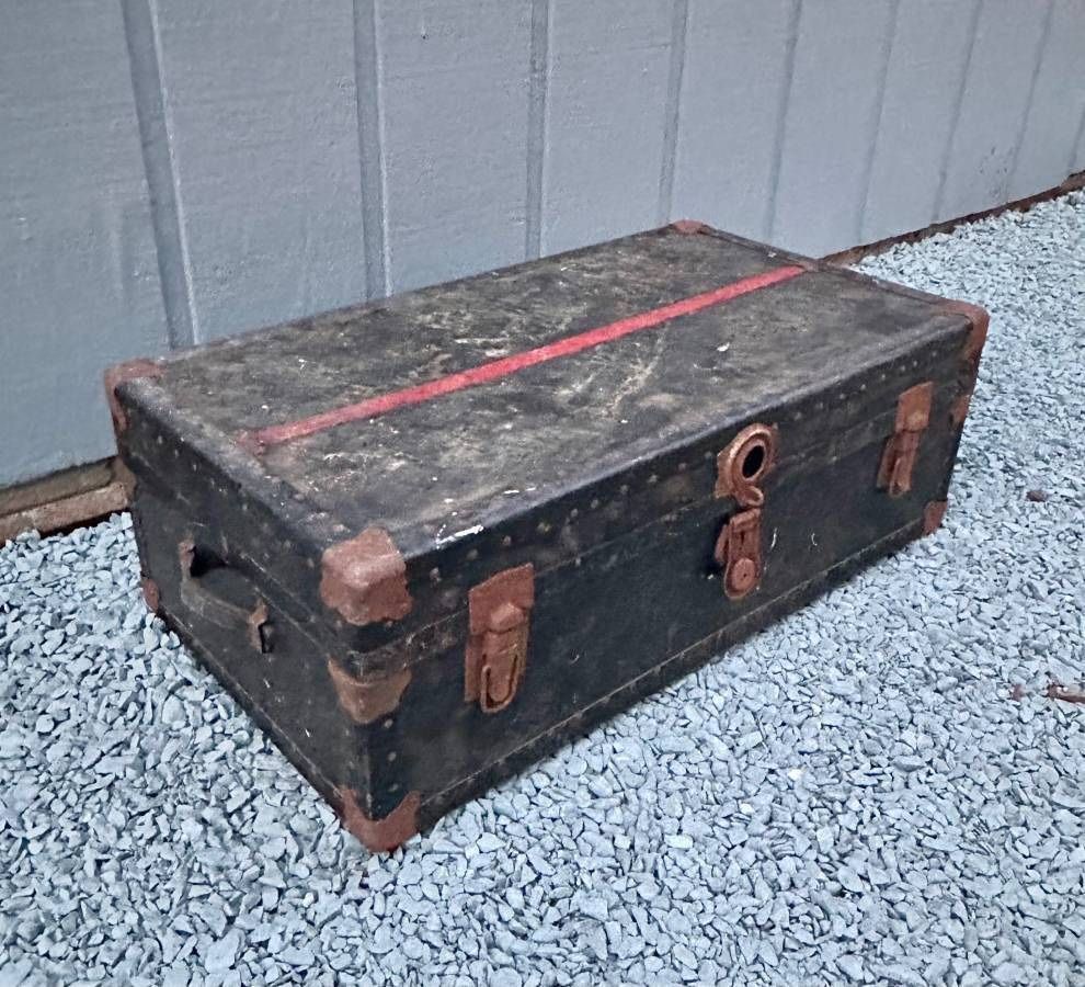 Antique Steamer Travel Trunk Coffee Table Storage Decor
