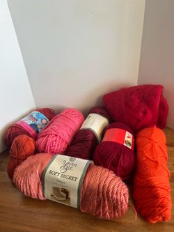 Variety yarn in red pink orange tones
