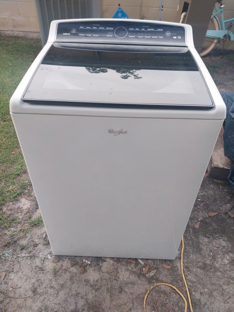 2023 Whirlpool Cabrio Washer