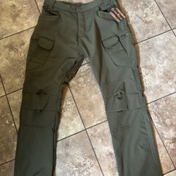 Men’s xl snow pants new with tags 