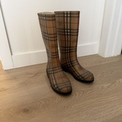 Burberry Rain boots 