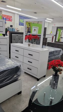 Ropero Con Espejo Gavetero  Cómoda 