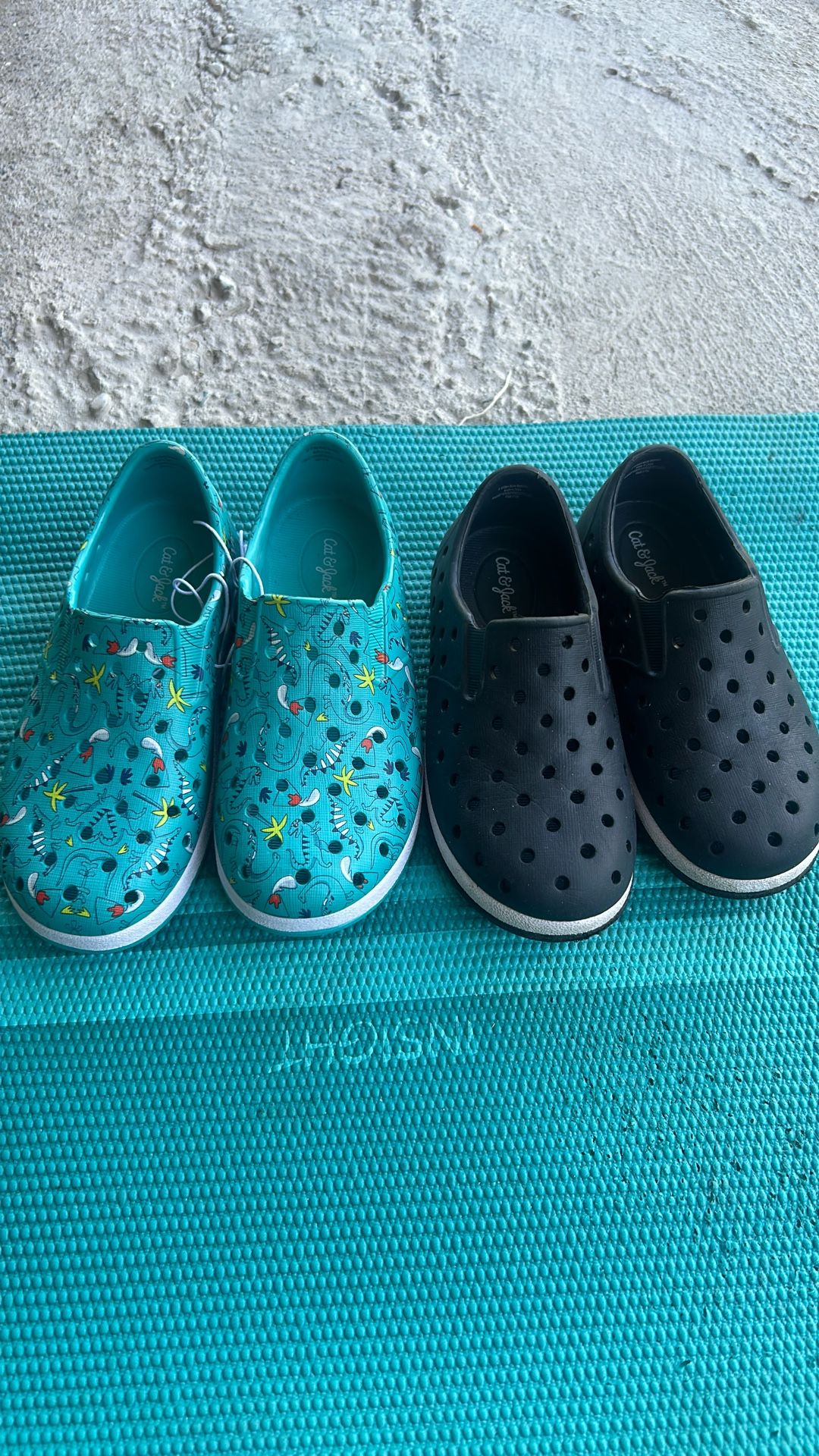 Both Sexes  Size 8 & 10