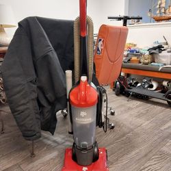 Dirt Devil Endura Express Compact Upright Vacuum Cleaner (UD70171)Works Great,Like New!!