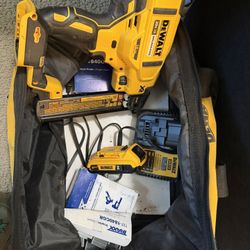DeWalt Crown Stapler 