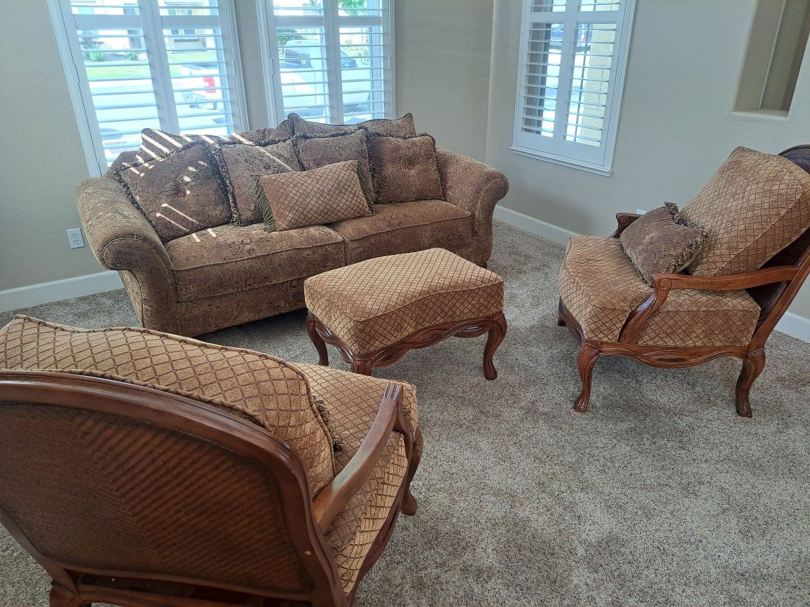 4 Piece Sofa Set 